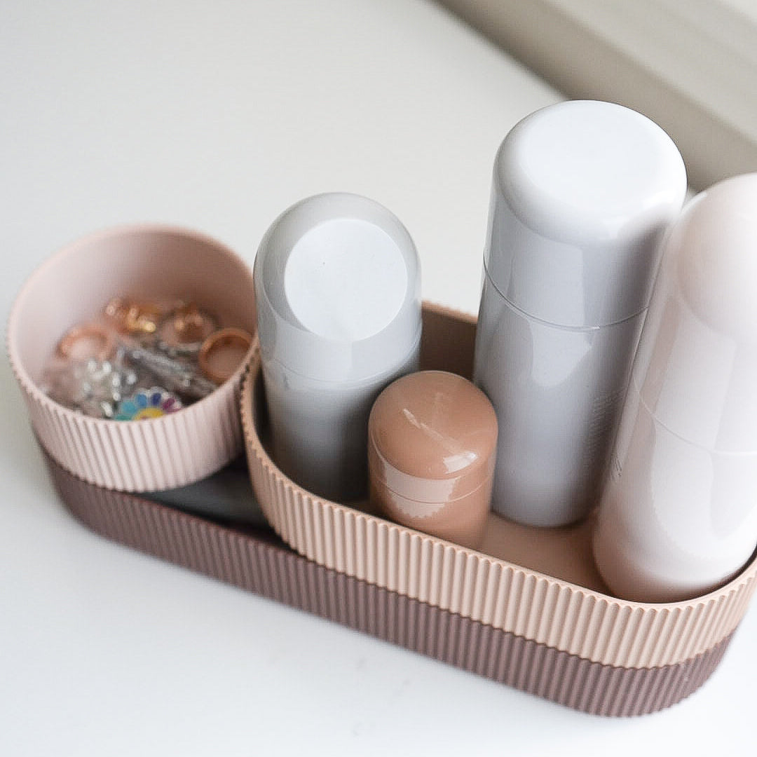 Minimal Stacked Organizer Set