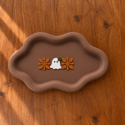 Web Quilt & Ghost with Pua Tray
